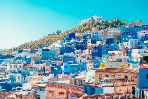 6 days morocco tour itinerary from casablanca/Indulge in a 6-day luxury Morocco tour starting in Casablanca, featuring stays in premium riads, private guided tours of Rabat and Fes, a sunset camel trek in Merzouga’s dunes, and a glamorous desert camp experience before concluding in Marrakech